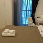 Kimia Home, Centro